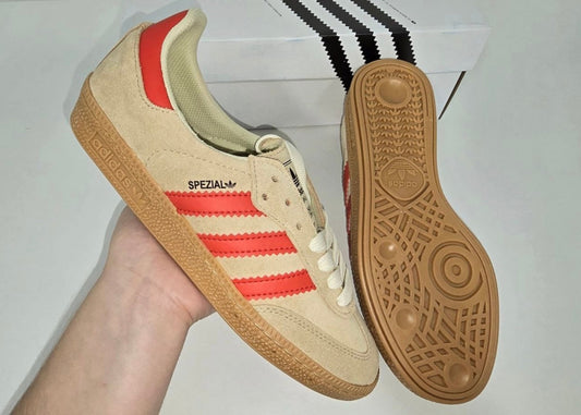 ADIDAS SPEZIAL logo rojo