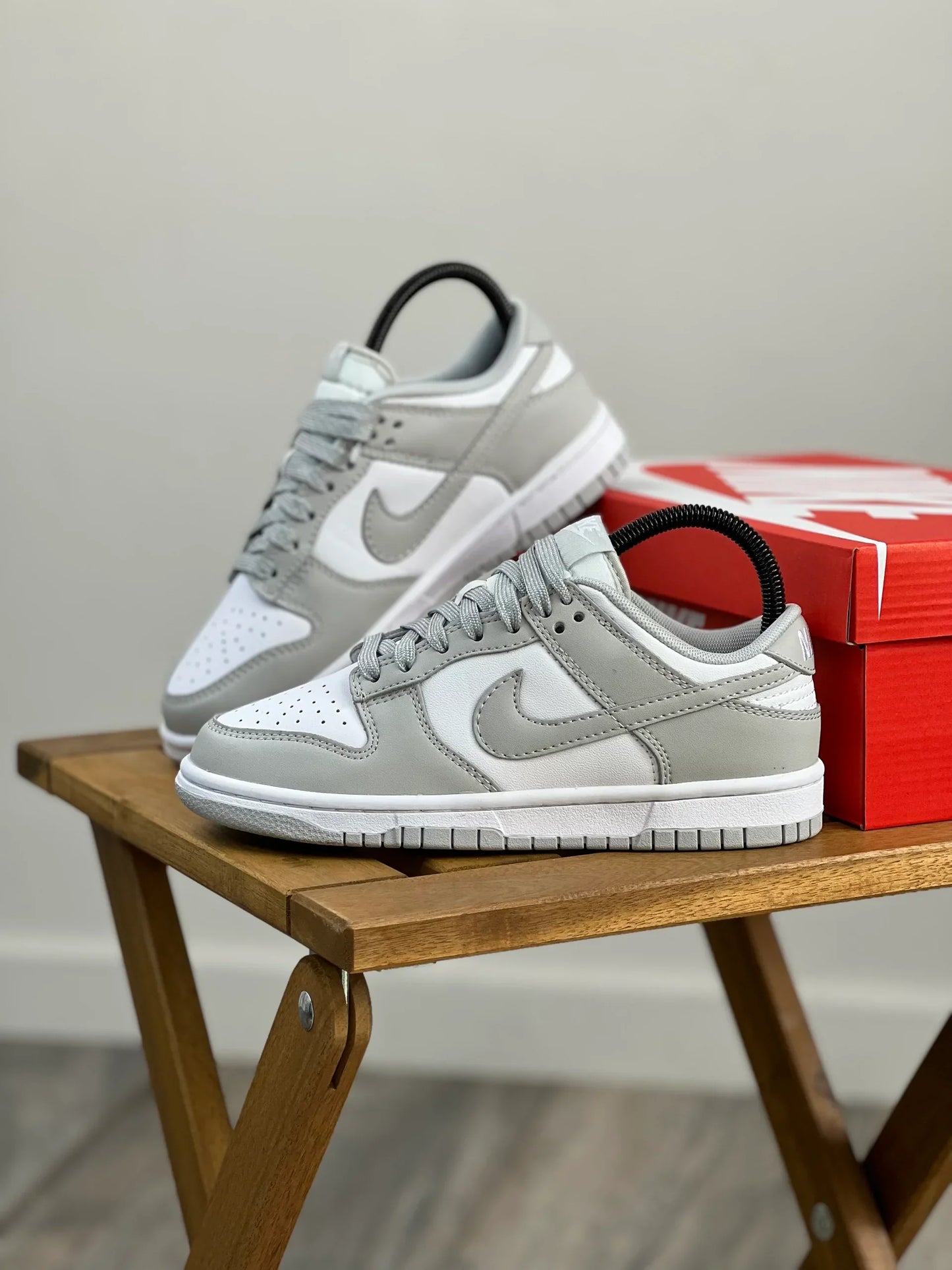 Nike Dunk gris/blanca